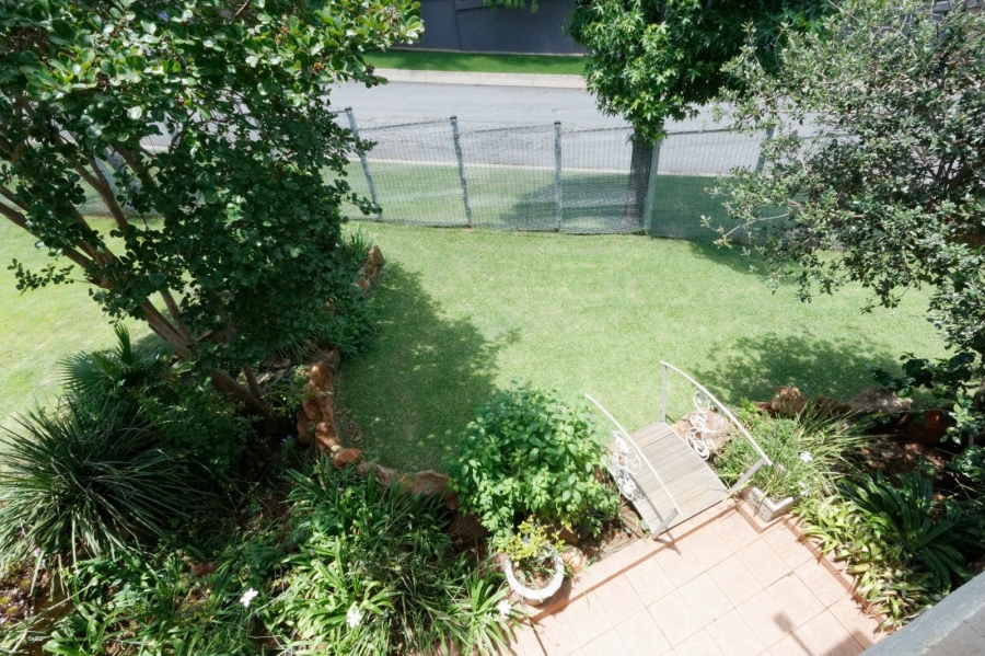 5 Bedroom Property for Sale in Wilkoppies North West